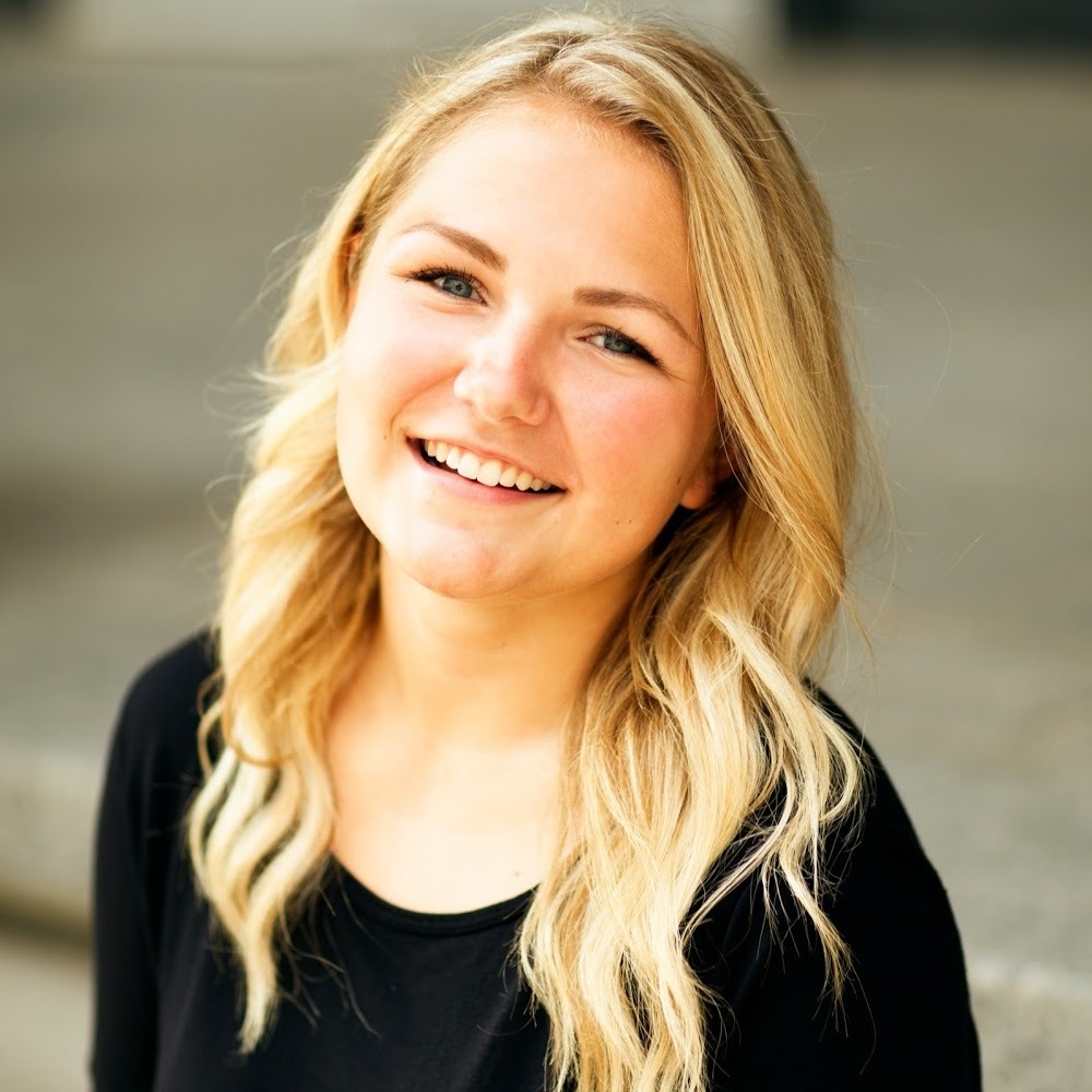 Meet your Posher, Claire